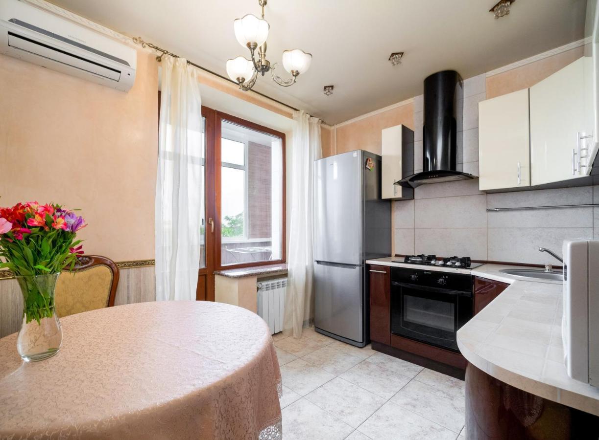 Lux Apartment Gorkiy Park Kharkiv Exterior photo