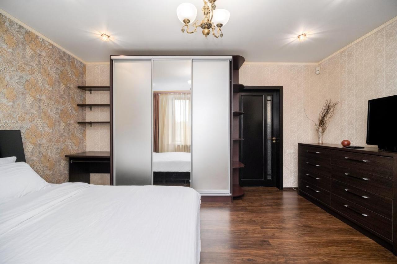 Lux Apartment Gorkiy Park Kharkiv Exterior photo